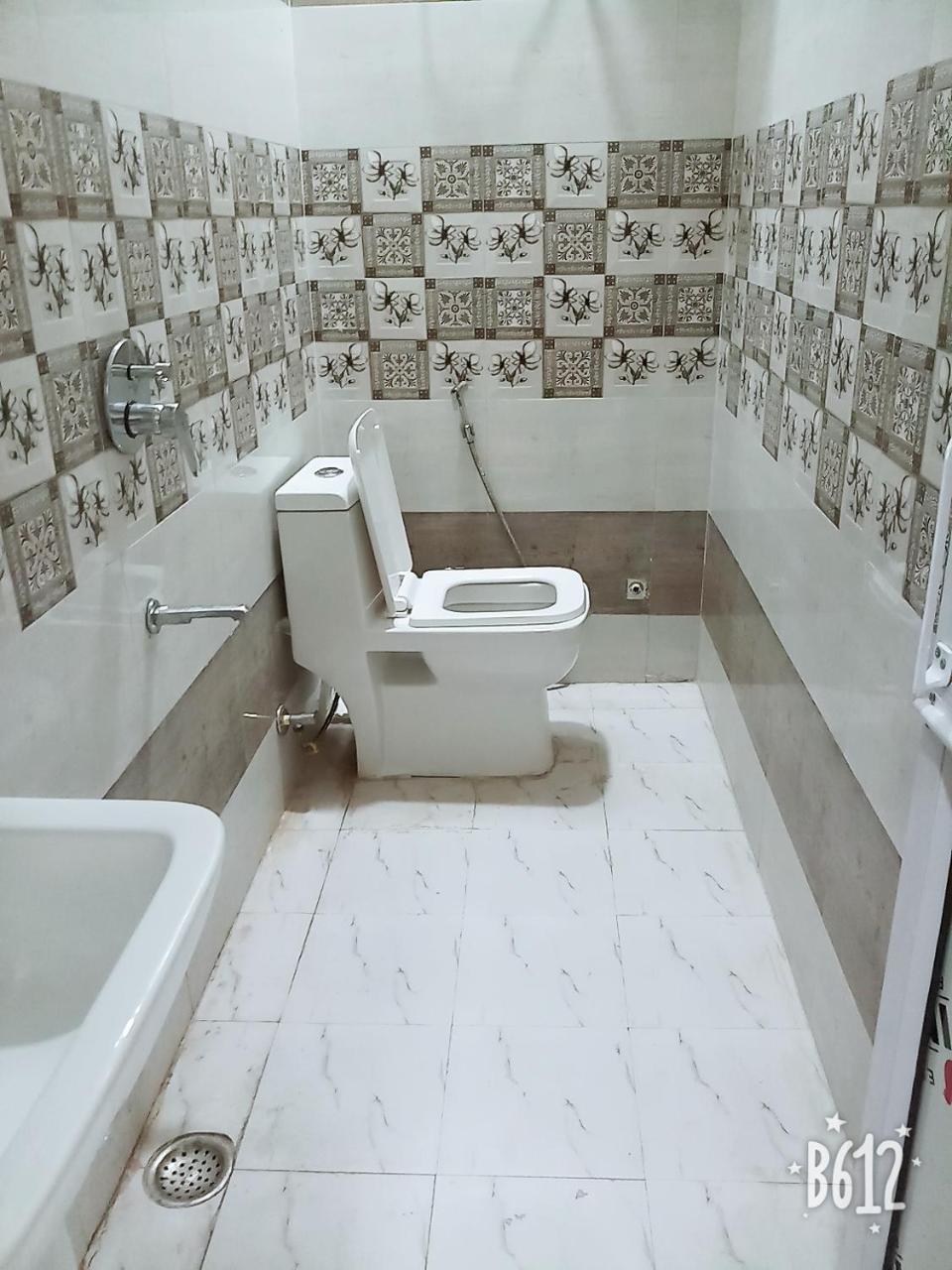 Hotel The Westend Green New Delhi Bagian luar foto